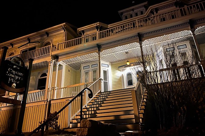 90-Minute Ghost Walking Tour in Boothbay Harbor - What makes the stories work (even if you don’t buy them)