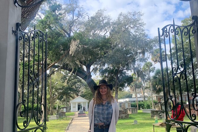 Ancient City Tarot Walk and Ghost Stroll in St. Augustine - Stop 1: Old Spanish Trail Zero Mile Marker and The Fool energy