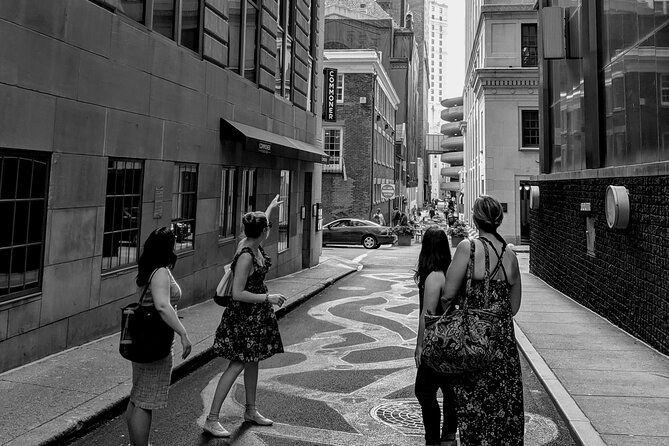Black & Ghost Tour - The Story Style: Why This Tour Works for Both History Fans and Ghost Lovers