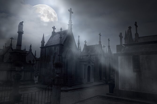 Cemetery and Ghost BYOB Bus Tour in New Orleans - Walking Level and What to Wear on a Night Cemetery Route