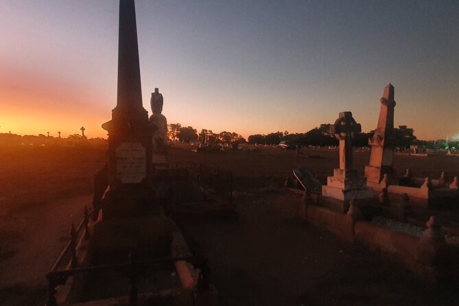 Charters Towers Cemetery Ghost Tour In Lynd Highway - Where the Tour Starts: Lynd Highway at Night