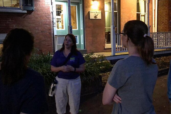 Church Hill Chillers Ghost Tour - Walking through historic Church Hill: what you’ll actually do