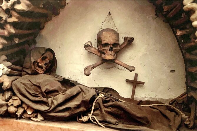 COMBO: Rome's Capuchin Crypts Tour & Rome's Dark Side Ghost Tour - The 5:00 pm start makes the dark stories feel more believable
