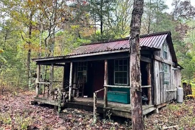 CrowMocker's Paranormal Investigation Adventure - Comfort Tips for a Spooky Afternoon in Tennessee