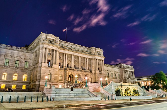 Dark History: Scandals of Capitol Hill Evening Walking Tour - Stop 1: Library of Congress Jefferson Building and Its Dark Side