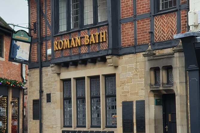 Dark Tales of York. Private ghost tours. - Guides make it: Nigel’s energy and Gemma’s focus