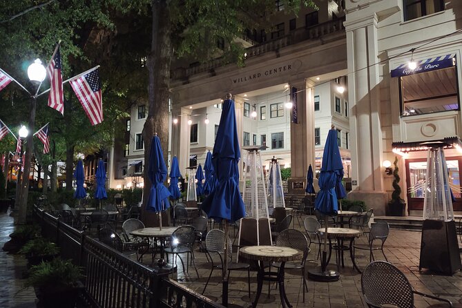 DC Ghosts Boos and Booze Haunted Pub Crawl By US Ghost Adventures - Old Ebbitt Grill: presidents, libations, and the crawl’s “welcome drink” feel