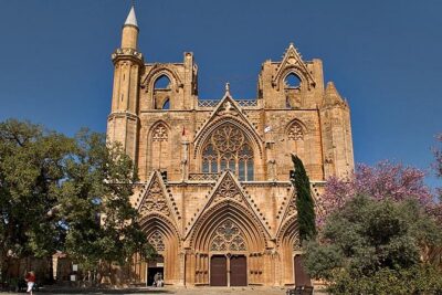 Famagusta City Tour with Salamis & 'Ghost Town' from Paphos - Famagusta: Venetian walls and a protected old town feel