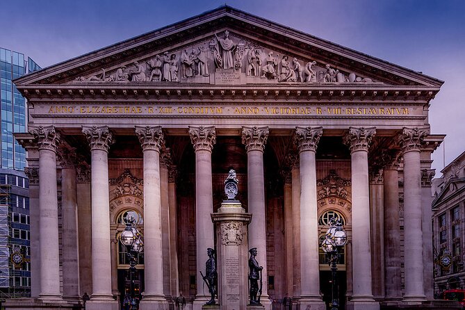 Ghastly Ghost Walking Tour in London - Why this ghost walk feels different from the usual