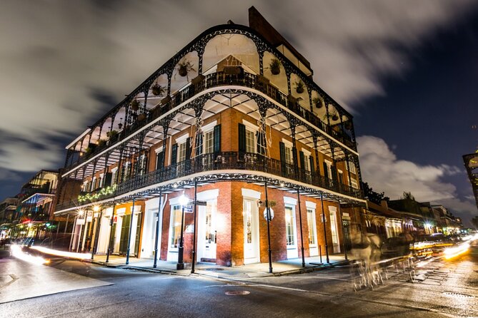 Ghost Hunt in New Orleans: Quest Experience - Jackson Square clue moments: first steps and best pacing