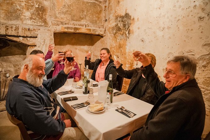 Ghost Tour & Dinner Norfolk Island - Dinner in a Georgian building on Quality Row