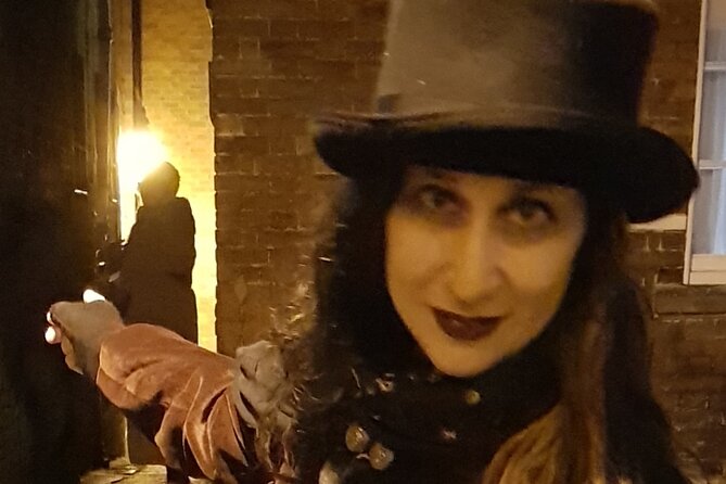 Ghost Tour of Oxford - Stop 5: Merton College Ghosts—Tobacco Smoke and Unfinished Injustice