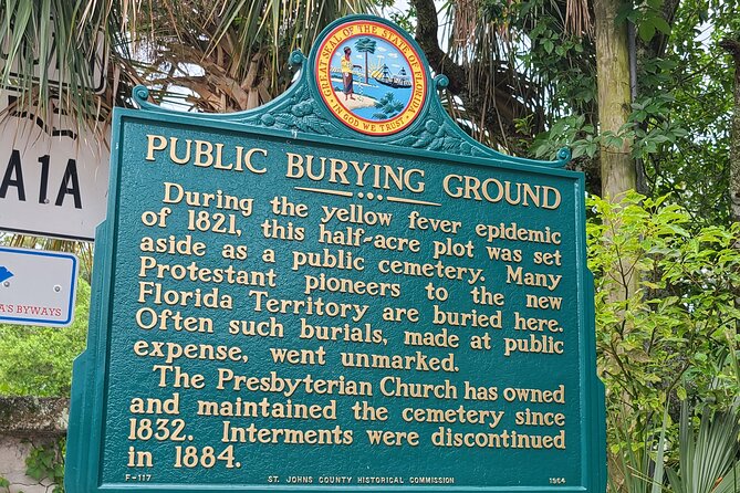Ghost Tour of St. Augustine: The Original Haunted History Tour - Stop 2: St. George Street and the City Gates Connection