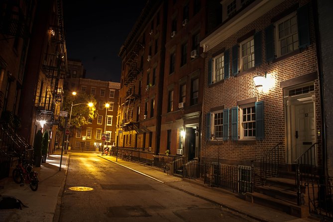 Greenwich Village Group Haunted Ghost Tour, in NYC - Comfort and Practicalities: Walking at Night in the Village