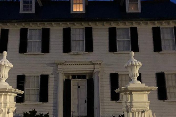 Haunted Footsteps Best Ghost & Paranormal Salem Tour - Stop-by-stop: cemetery chills, mansions, and the Blue Lady alley