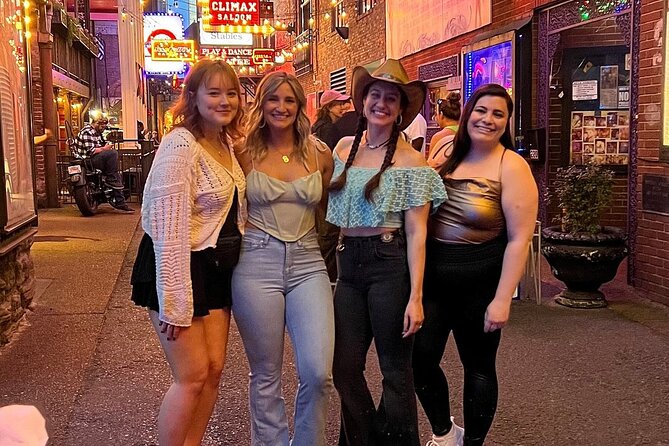 Haunted Nashville's Murder & True Crime VIP Ghost Bus Tour - Why a VIP ghost bus tour works so well in downtown Nashville