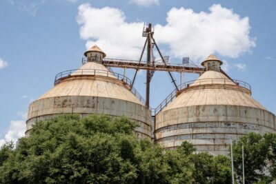 Haunted Private App Guided Ghost Walking Tour in Waco - Stop 1: Magnolia Market and the Silo-Origin Haunting