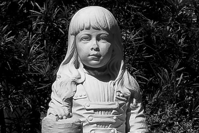 Haunted Savannah Paranormal Ghost Tour - What you’ll hear: legends, hauntings, and Gullah superstition