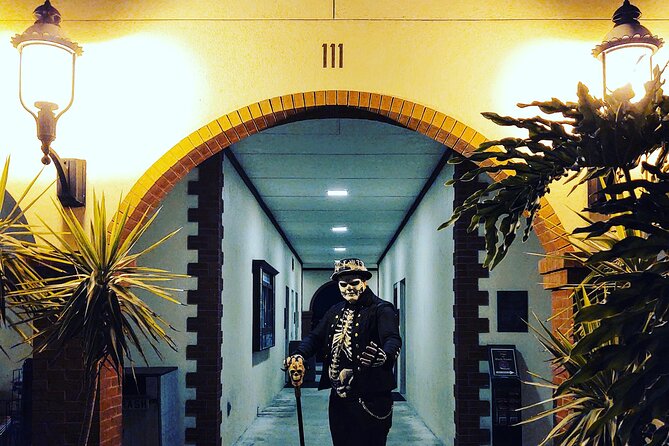 Haunting Hour Walking Ghost Tour - St Augustine at 9 pm: what this 1-hour ghost walk feels like