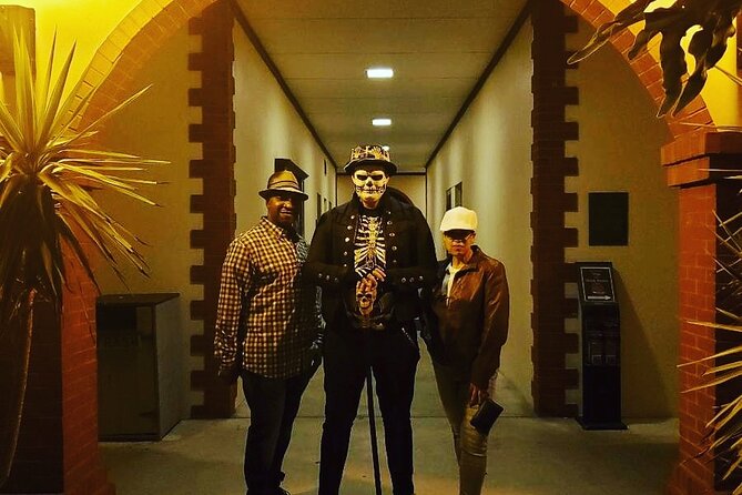 Haunting Hour Walking Ghost Tour - The walking route: south of the crowds and through old neighborhoods