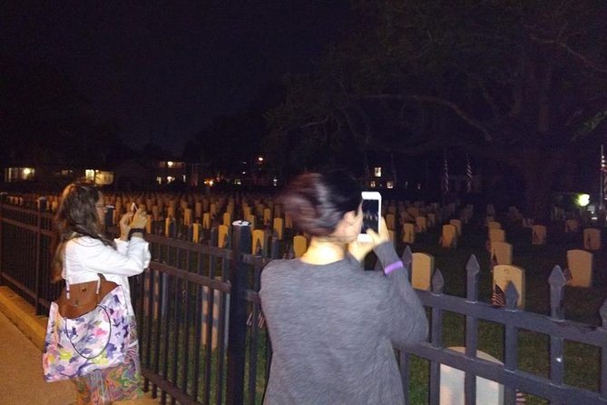 Haunting Hour Walking Ghost Tour - Where the tour starts on Avenida Menendez (and why parking matters)