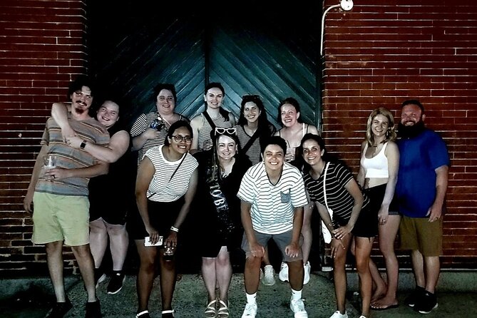 Hell Cat Ghost Tour - Savannah's Haunts and Horror - Savannah After Dark: Haunted Stops and the Kind of Moments to Expect