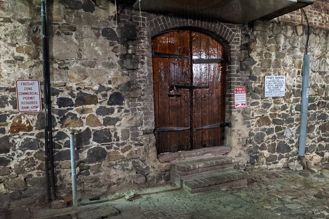 Hell Cat Ghost Tour - Savannah's Haunts and Horror - Walking Logistics: Timing, Group Size, and Comfort