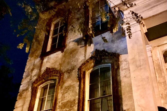 Interactive Paranormal Ghost Walking Tour in Savannah Georgia - Small Group Size: Why Max 15 Changes the Whole Experience