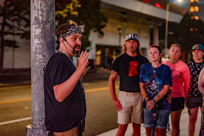 LA Ghosts Ultimate Dead of Night Haunted Ghost Tour - Meeting the guide: start at the Hollywood Roosevelt, end at Stella Adler