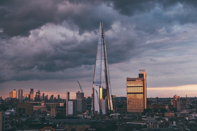 London Bridge Ghost Walking Tour - The Shard stop: the odd pet story above the river