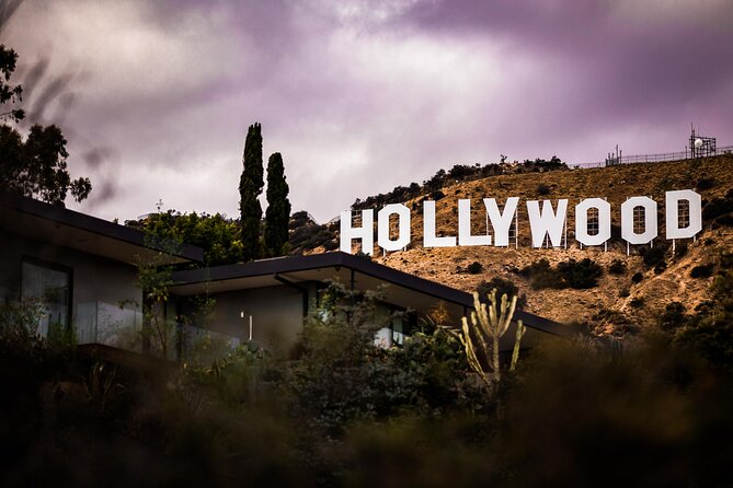 Lost Souls of Hollywood Blvd: a Smartphone Audio Ghost Tour - How the smartphone audio ghost walk really works