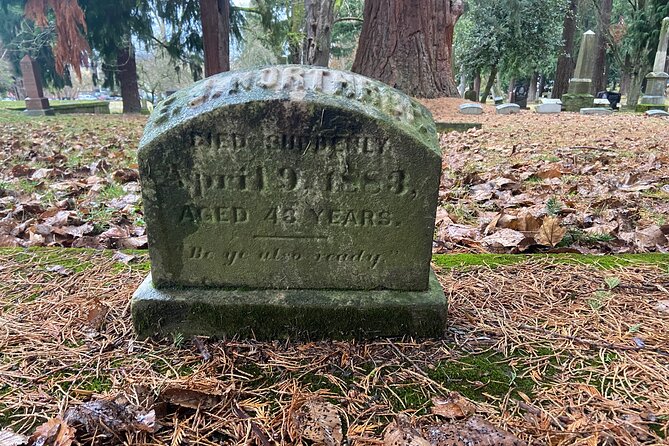 Macabre Ghost History of Portland, Oregon walking tour - Lone Fir Pioneer Cemetery: Block 14 and the Stories of Violent Death