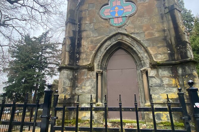 Macabre Ghost History of Portland, Oregon walking tour - What to Expect From the Spooky Tone