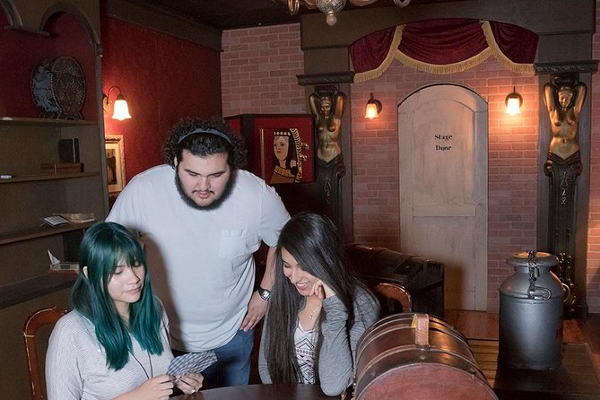 Master Of Illusions Magic & Paranormal Escape Room at Extreme Escape San Antonio - The 1929 Story: Houdini’s Parlor of Trickery, Now With Detective Work