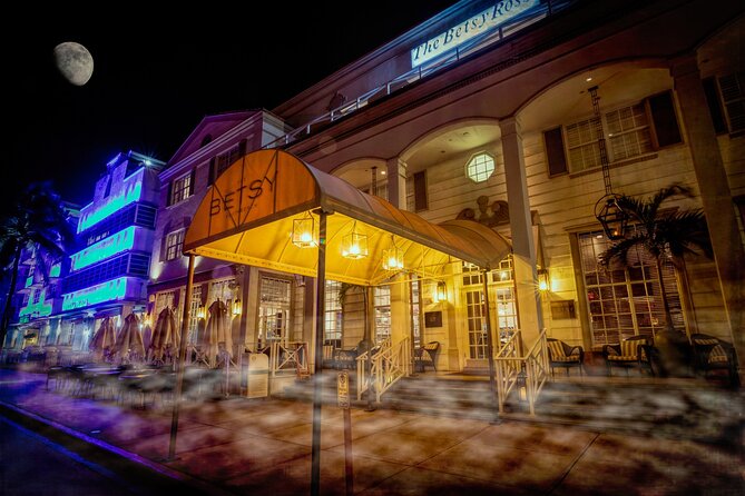 Miami Haunts of South Beach Ghost Tour - Group size, comfort, and practical stuff that changes the experience