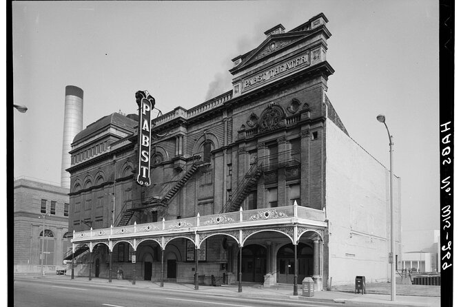 Milwaukee Downtown Ghost Tour - The Shadow of City Hall - SafeHouse: secret-agent themes plus Cold War exhibits that feel real