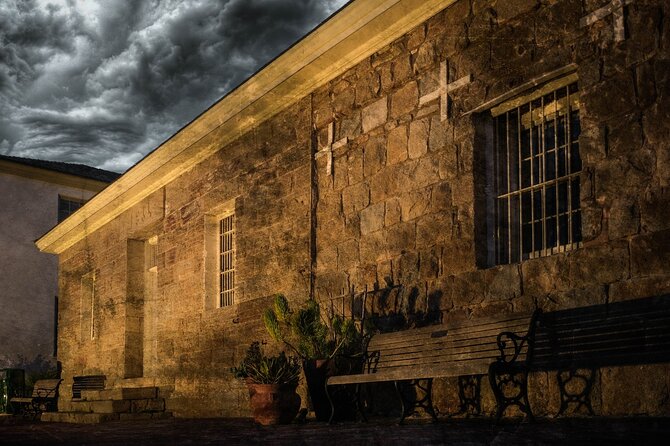 Mist, Mayhem, & Murder: Monterey Ghost Tours - What makes it spooky without going overboard