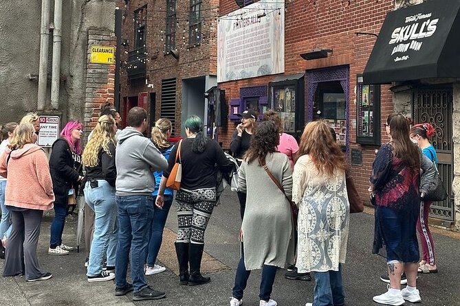 Murder on Music Row Country Music's Haunted True Crime Ghost Tour - A Haunted Story Walk Built for True Crime Fans