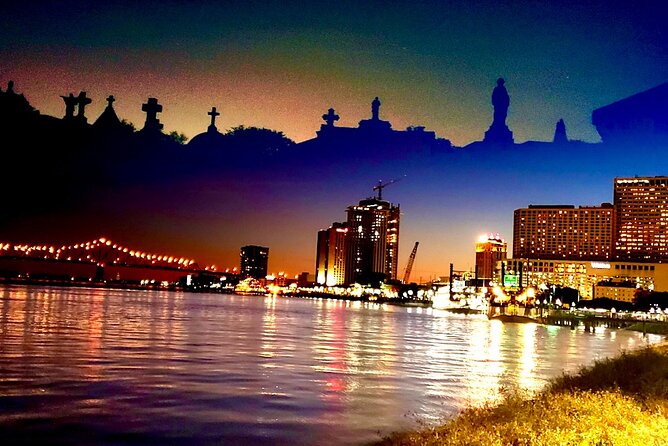 New Orleans Haunted History Ghost Tour - The guides: why this tour feels like a show, not a lecture