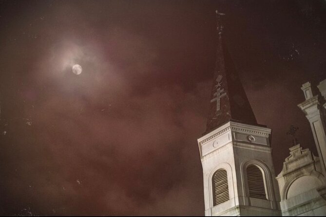 New Orleans Paranormal Investigation - The 941 Bourbon meeting point and how check-in affects your night