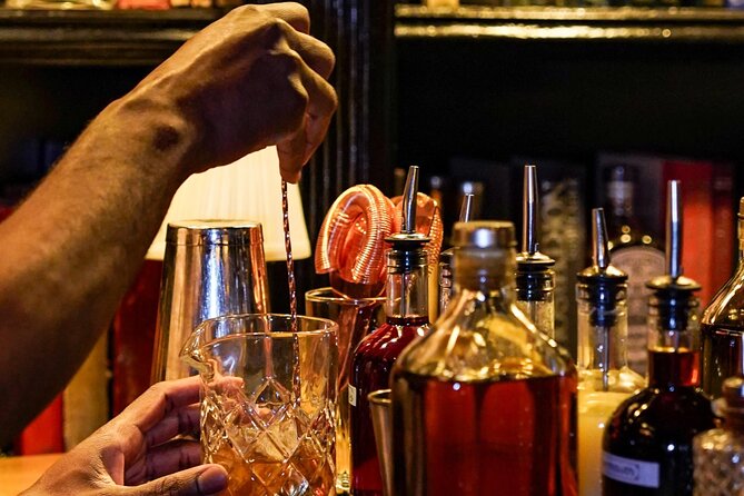 New York Greenwich Village Speakeasy and Ghost Tour (with pizza!) - One If By Land, Two If By Sea: The Aaron Burr Carriage House Moment