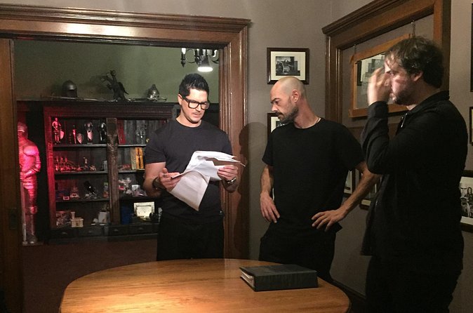 Night Ghost Tour of Pythian Castle in Springfield Missouri - “Spirits with triggers”: how the tour tries to elicit responses