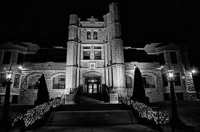 Night Ghost Tour of Pythian Castle in Springfield Missouri - Crowds and the “spooky per minute” problem