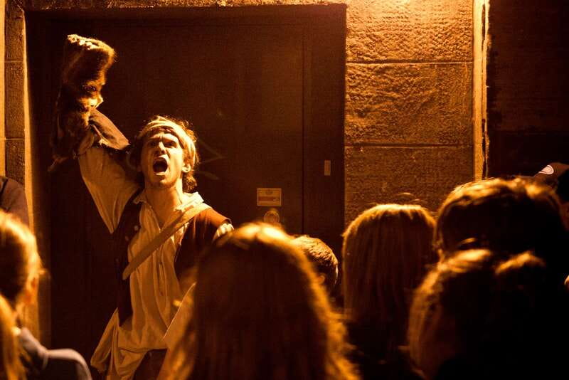Old Montreal: Traditional Ghost Walk of the Haunted City - The 90-Minute Story Format: How the Evening Flows