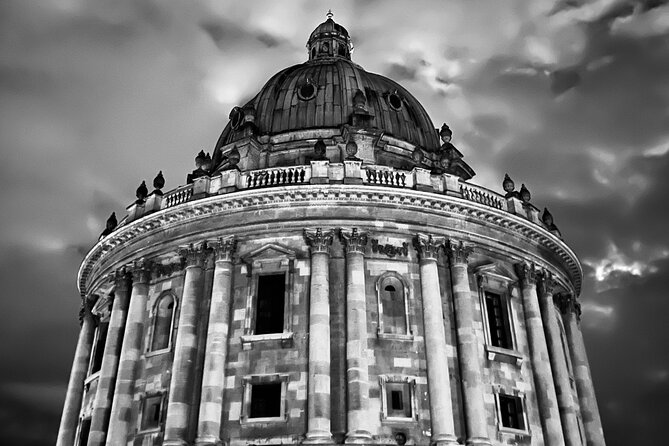 Oxford Twilight Ghost Tour - What to wear and how to get the most from a twilight ghost walk