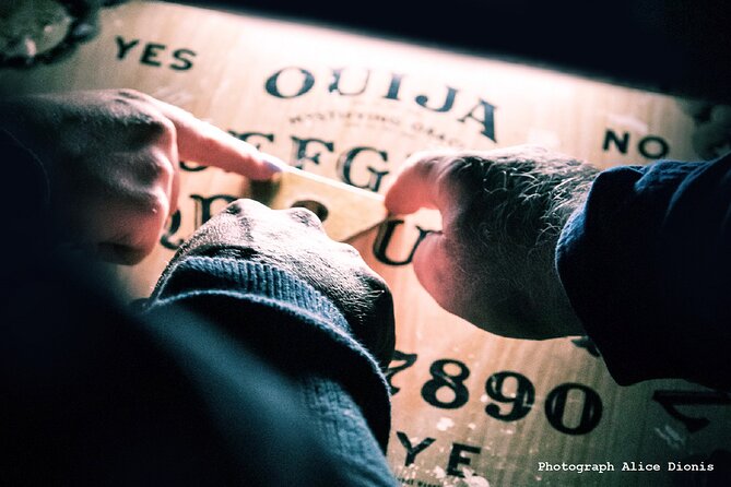 Paranormal ActivityTour in Old London - Newgate Prison and the abandoned serial-killer cell stop