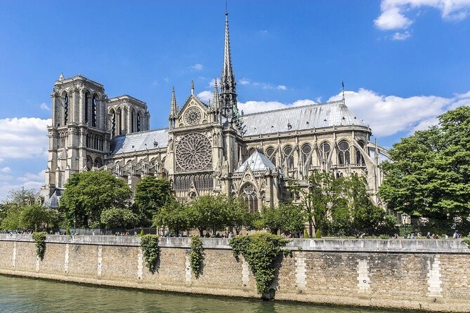 Paris Mysterious and Dark Stories Walking Tour - Small Group - Key things I’d bet you’ll notice