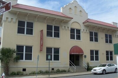 Pensacola Most Haunted Ghost Tour & Scavenger Hunt - Where You Start at 221 E Government St