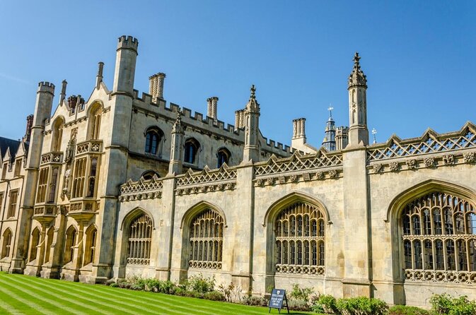 Private | Cambridge University Ghost Tour Led By University Alumni - Key highlights worth showing up for