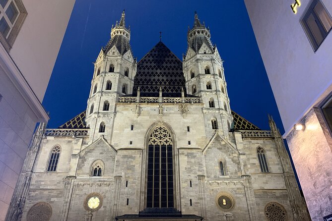 Private Spooky Vienna Ghost Tour - Vienna’s main landmark in spooky lights: ending at St. Stephen’s Cathedral